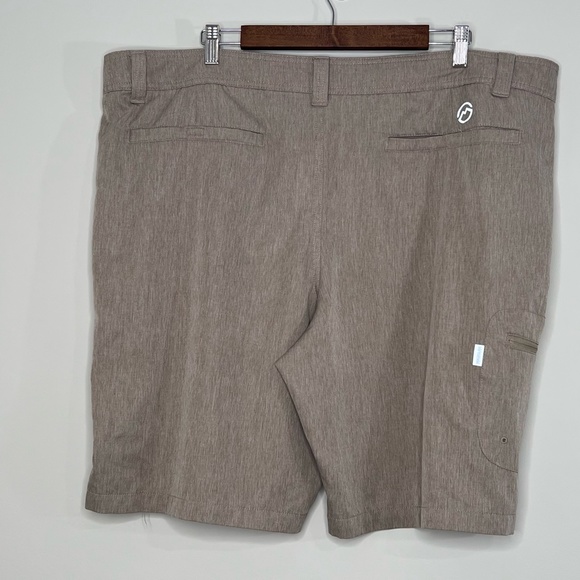 Magellan Outdoor Fish Gear Khaki Hiking Fishing Outdoor Shorts Mens Size 44 - Picture 2 of 8